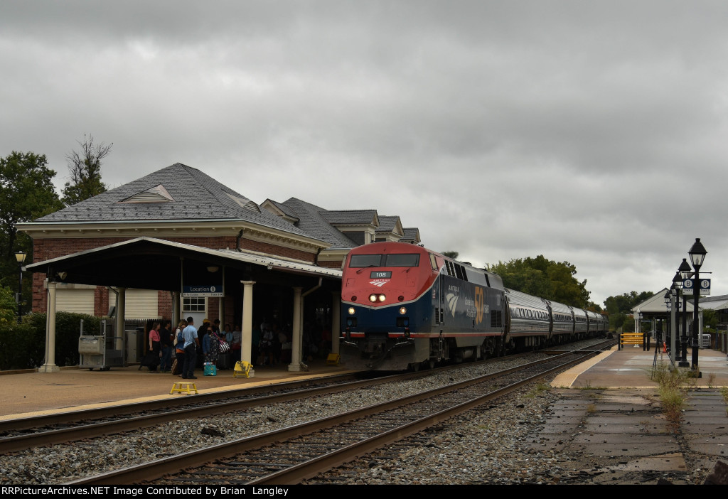 Amtrak 79 Arriving At Alexandria Union Station